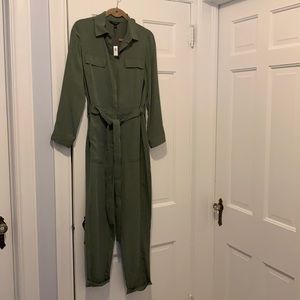 Flight suit!  Looks great with pumps and sandals!